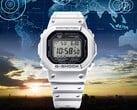 G-Shock GW-5000HS-7 采用醒目的白色。 图片来源：卡西欧