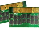 仅在一侧安装内存芯片的 CAMM2 内存模块（图片来源：JEDEC）