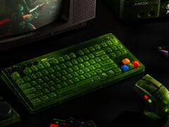 8BitDo 最新发布的两款产品均以 Xbox 为主题。(图片来源：8BitDo）